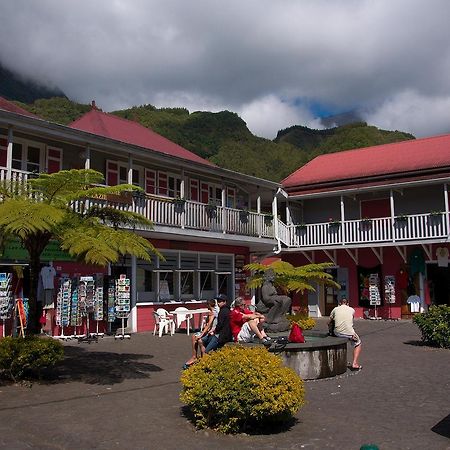 Gite Du Piton D Anchaing Hell-Bourg Exterior foto