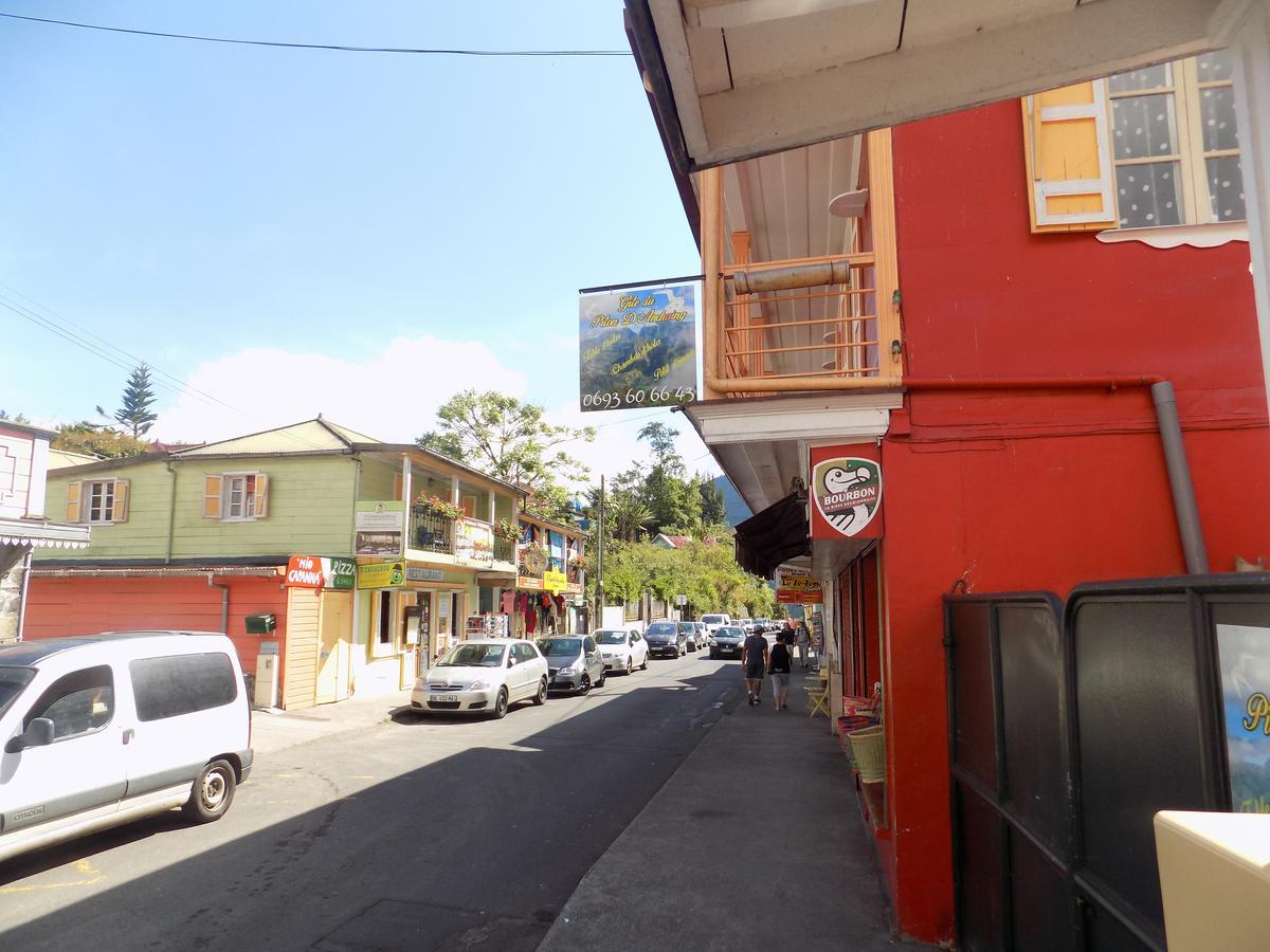Gite Du Piton D Anchaing Hell-Bourg Exterior foto